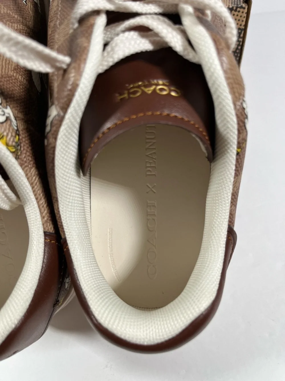NIB Coach X Peanuts women Sneaker Signature Canvas size 9B - Picture 5 of 7